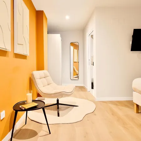 아파트 Saristays Luxury Loft *