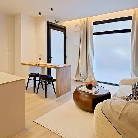 아파트 Saristays Luxury Loft *